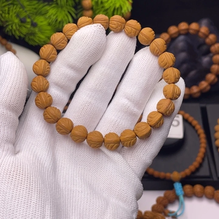 z***~吊坠桃核风羽0.93尺寸