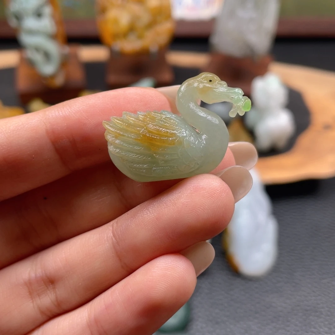 定制翡翠未镶嵌翡翠
