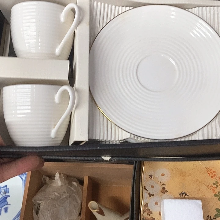 靓***宝可口可乐了咯啦啦啦