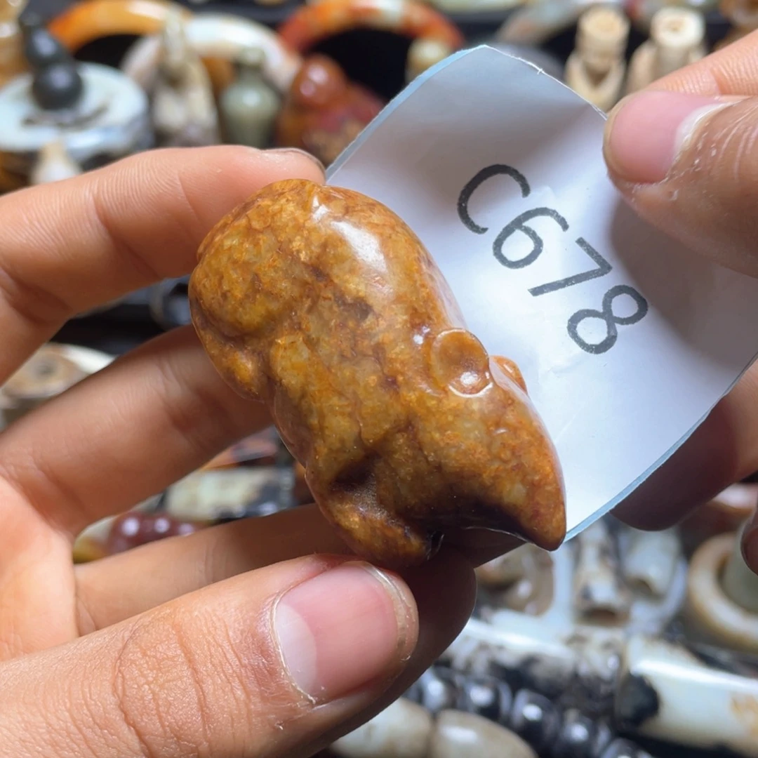 和田玉（糖玉）挂件未镶嵌