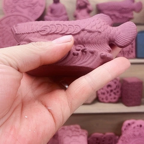 新***莲泥塑龙涎玫瑰金龙摆件福利价