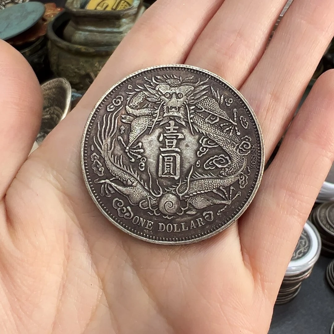 金属复古风格摆件
