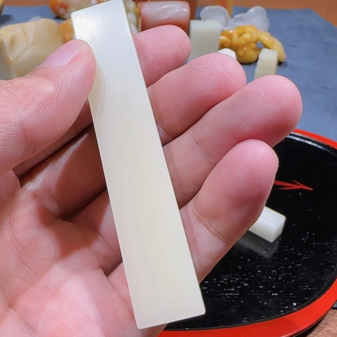 寿山石印石山顶白芙蓉素章