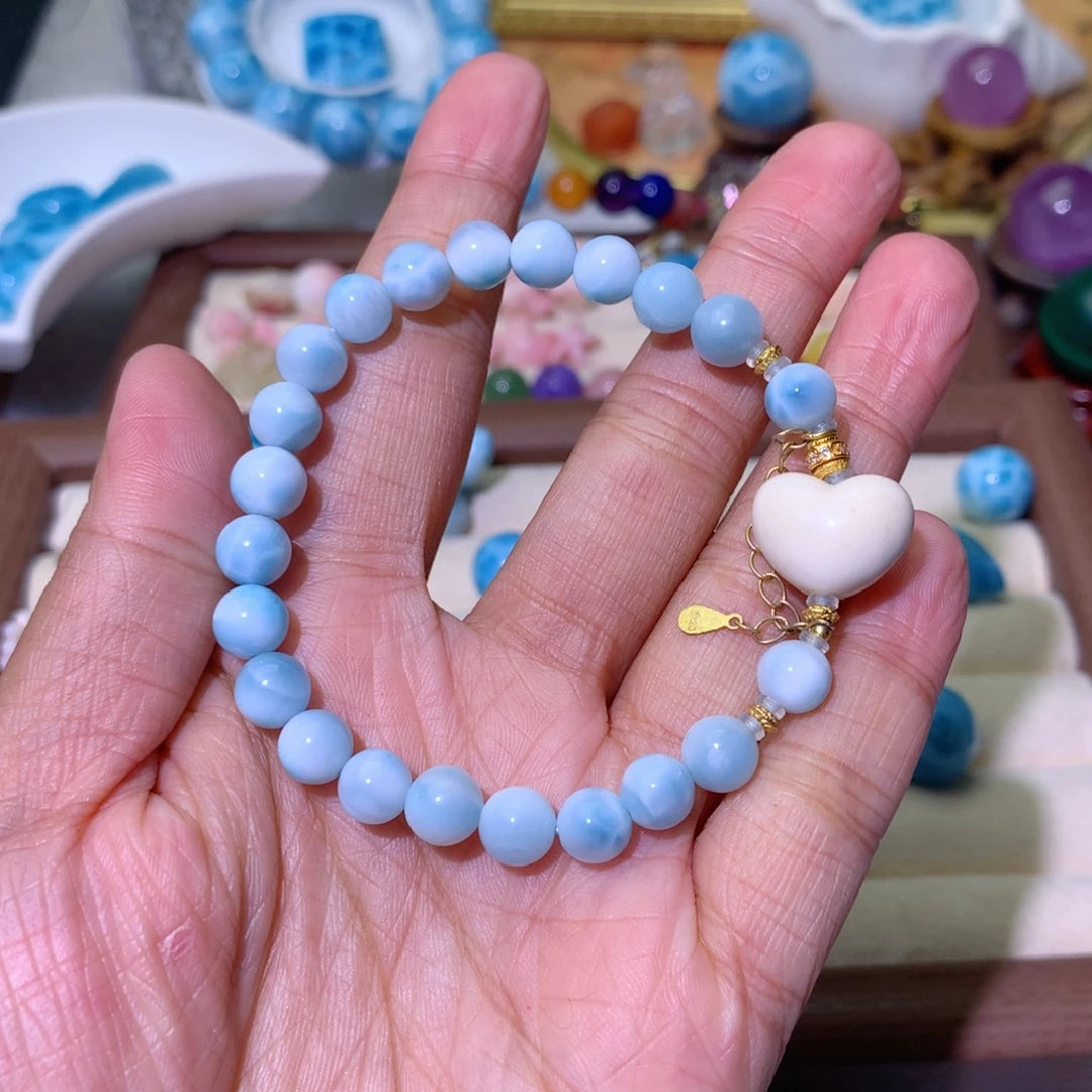 针钠钙石未镶嵌手饰