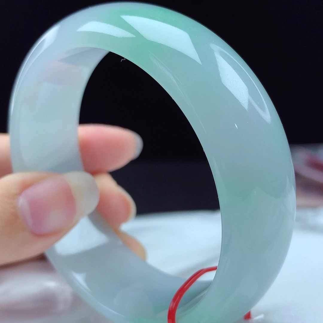 未镶嵌手镯翡翠97250，
