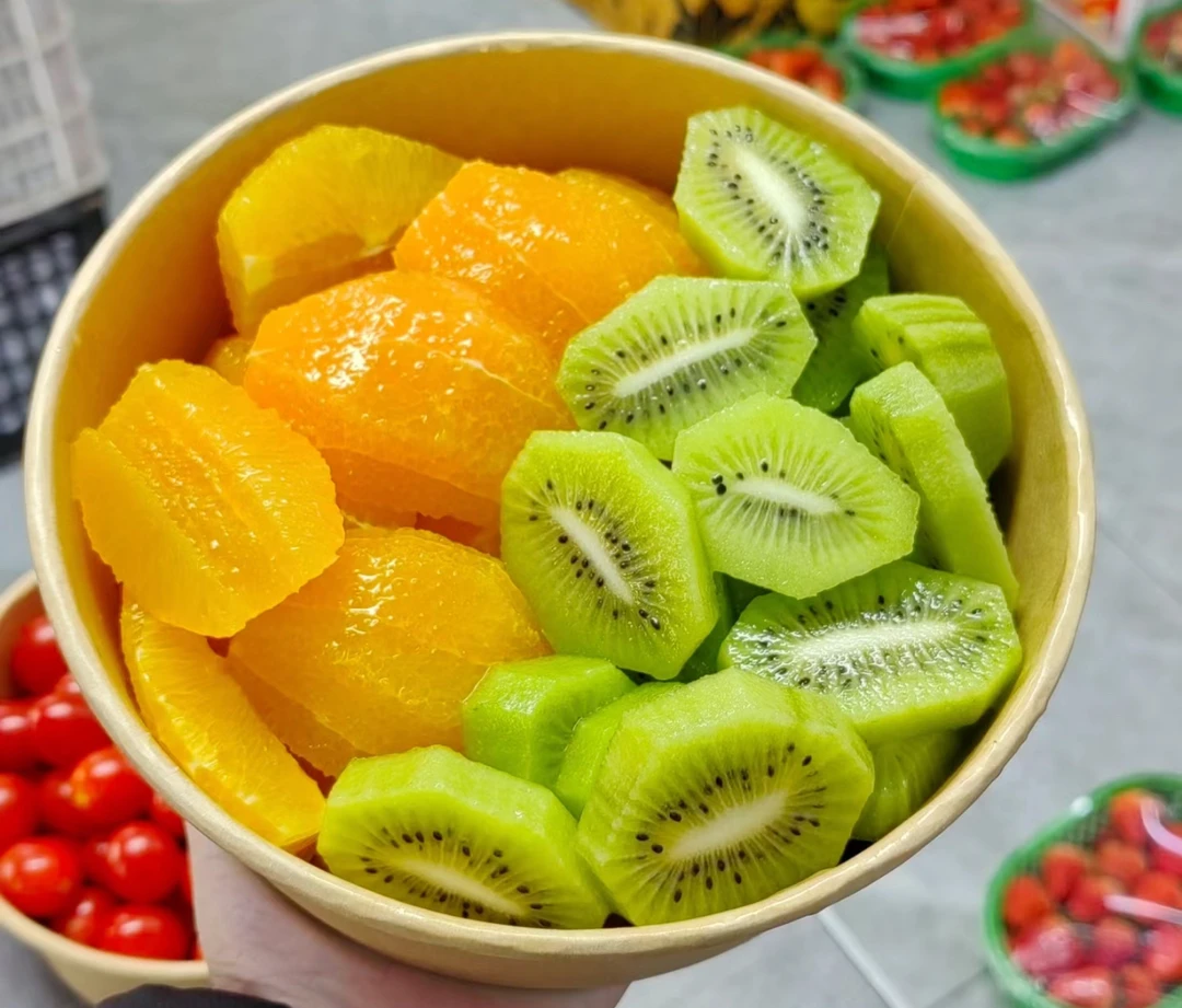 猕猴桃搭橙子切盒约300克/盒