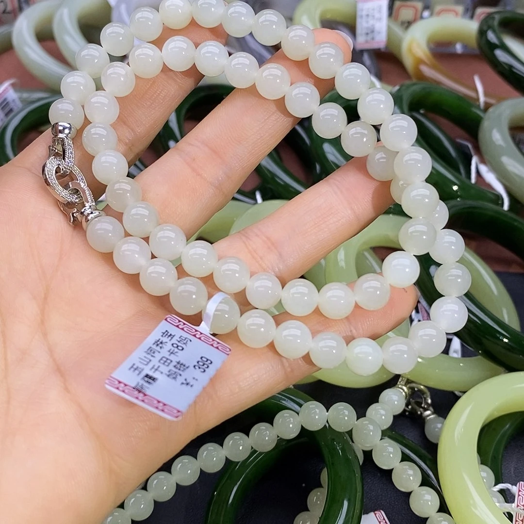 颈饰未镶嵌和田玉卡8