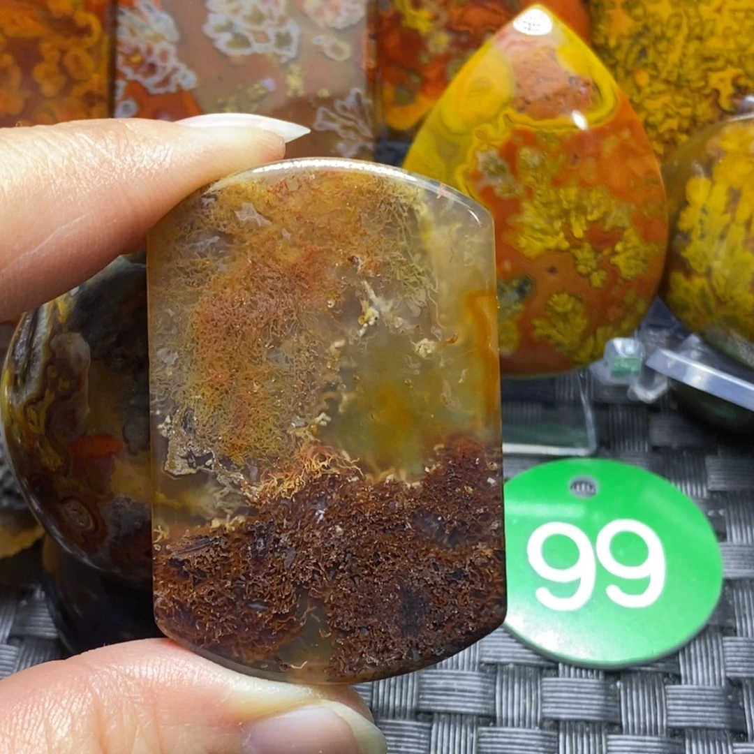 未镶嵌颈饰玛瑙/玉髓落**纷