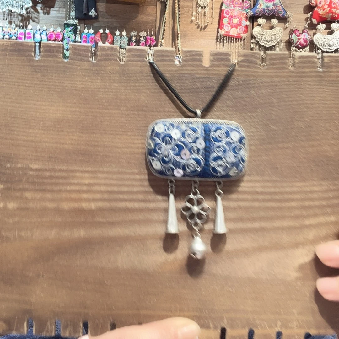 皮质铁合金毛衣链