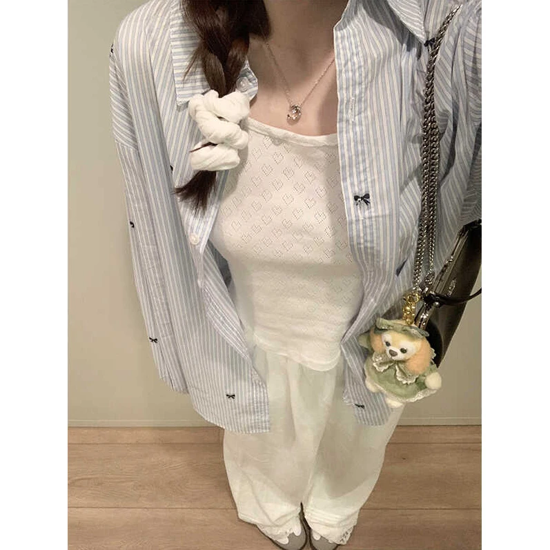 通勤风条纹蝴蝶刺绣蓝色衬衫女款外穿早秋小清新宽松休闲衬衣外套