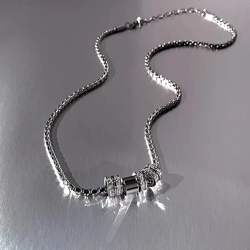 中性冷淡风圆环吊坠项链女轻奢小众设计时尚潮流