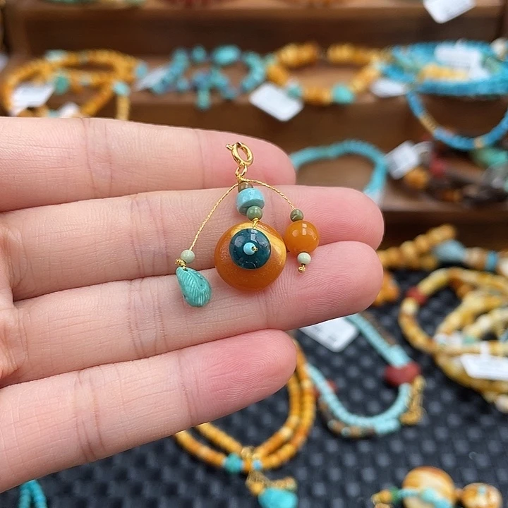 未镶嵌琥珀手链多样发其一