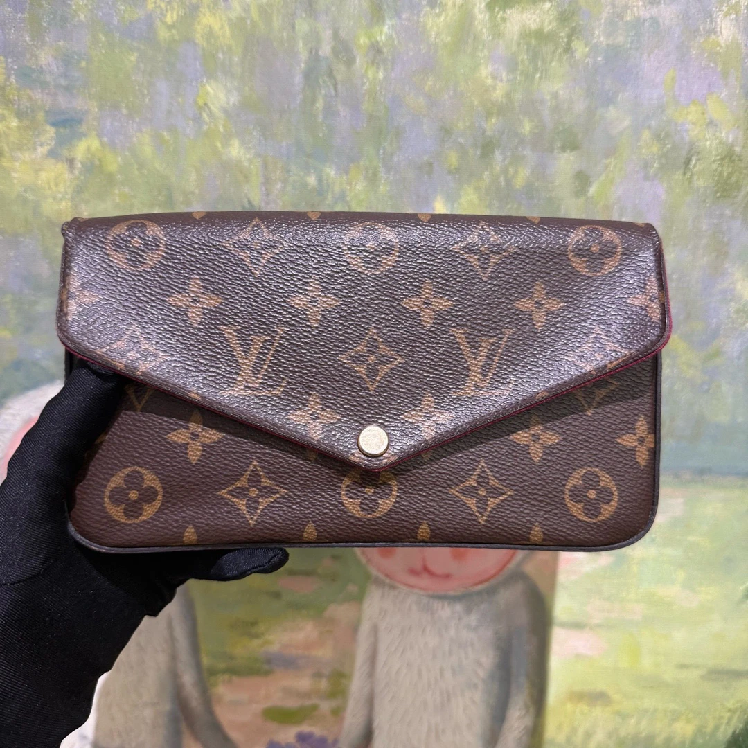 95新 LouisVuitton/路易威登 15189822/KIKIFIFI/三合一包