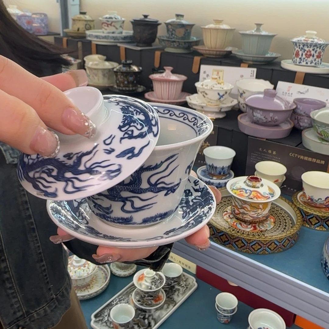 这些盖碗真好看！！！