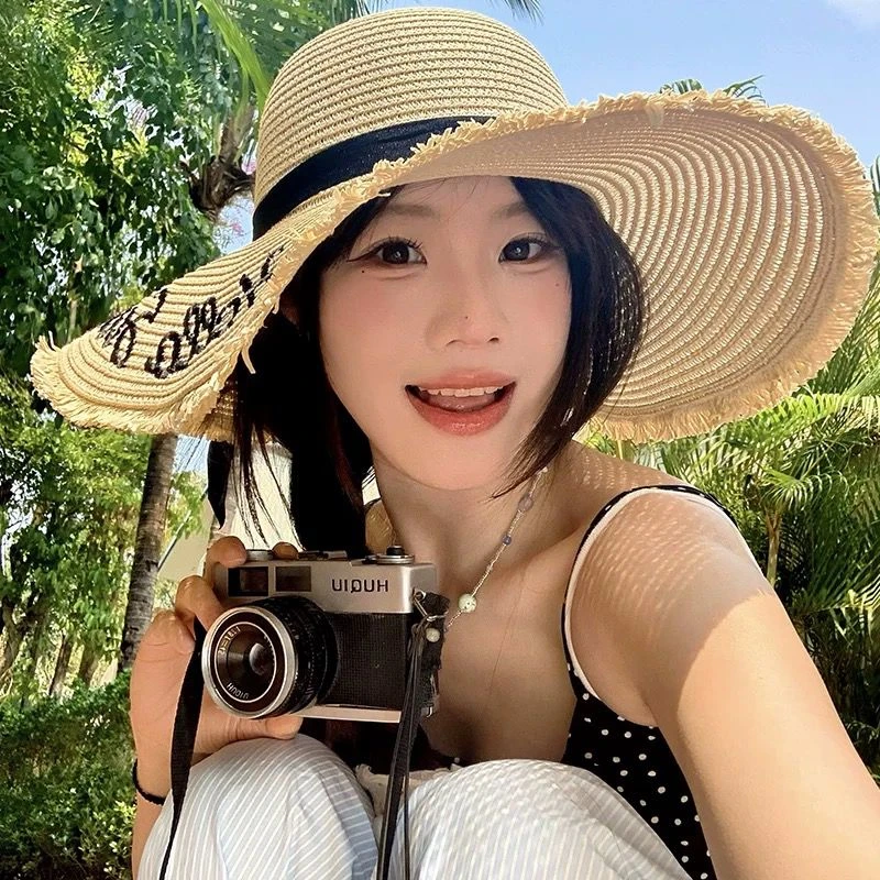 大帽檐草帽女法式2025新款海边沙滩度假防晒遮阳帽可折叠时尚帽子