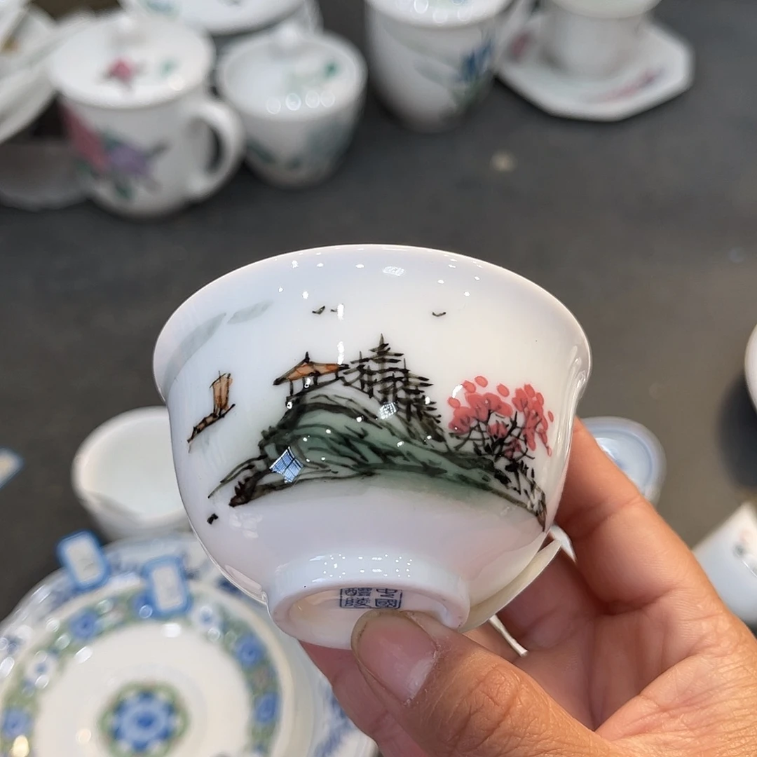 醴陵高温瓷老厂瓷微瑕老师作品