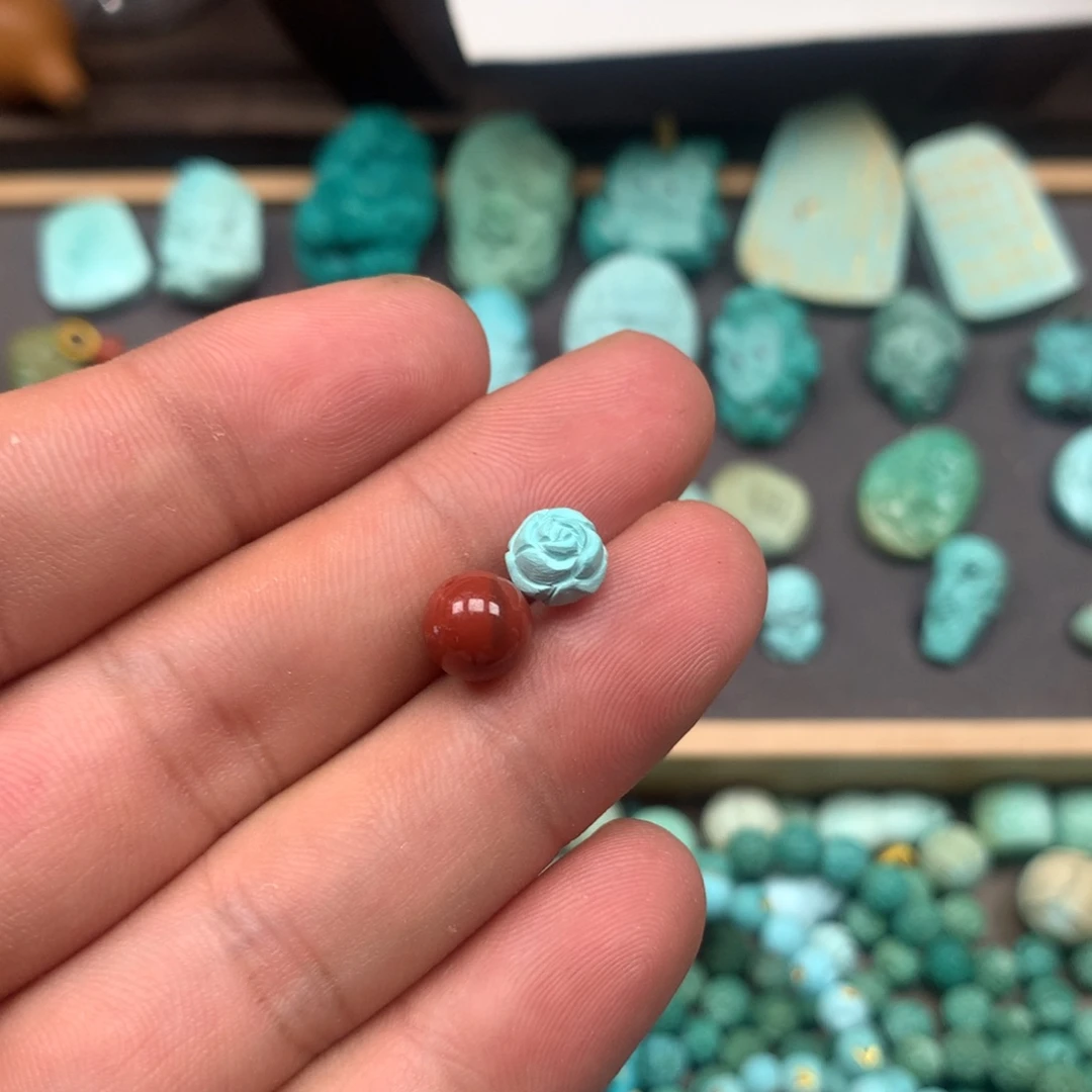 南红玛瑙雕刻未镶嵌
