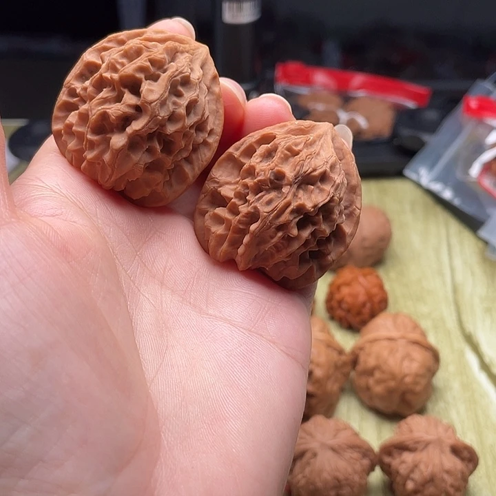 文玩核桃吊坠小众