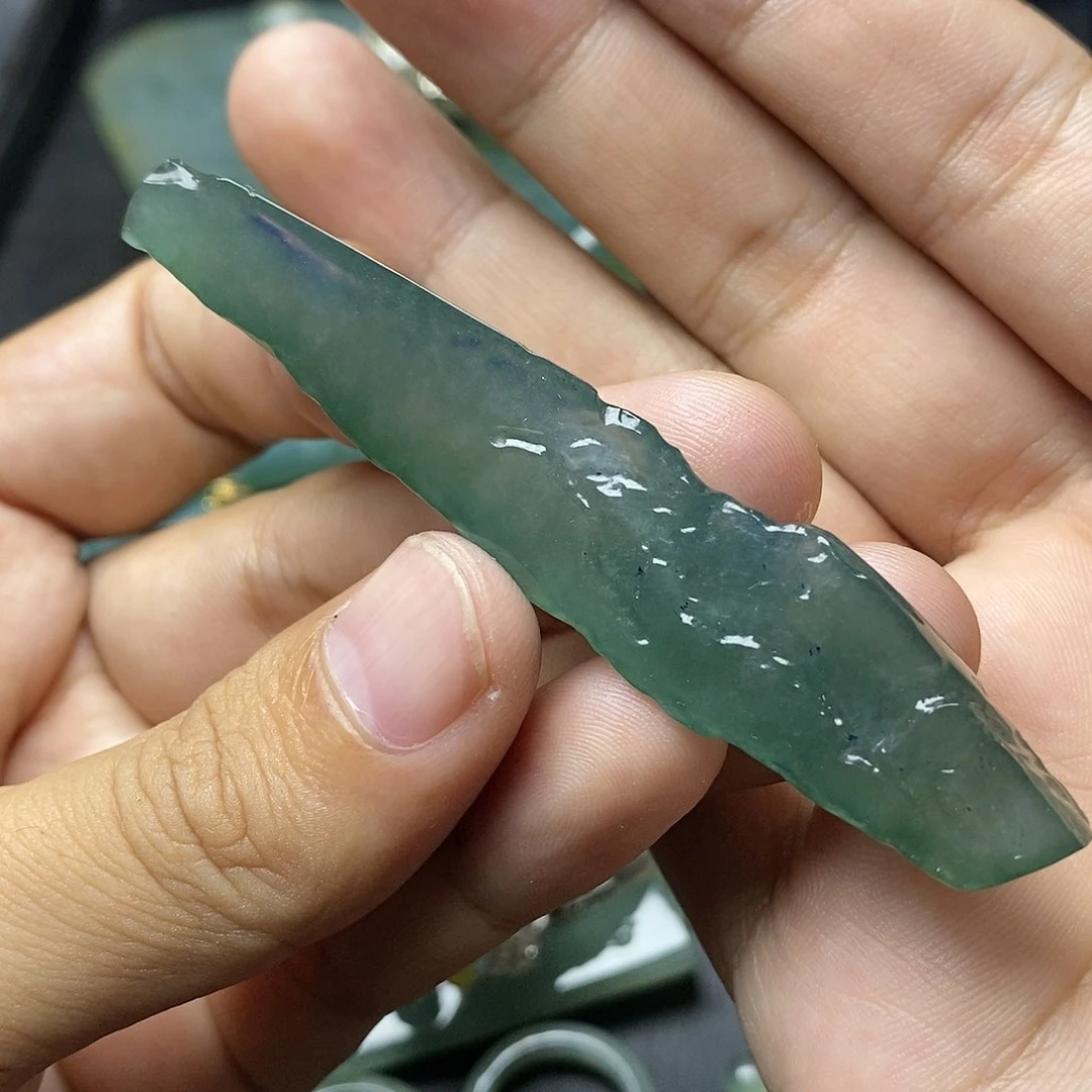 定制翡翠未镶嵌翡翠