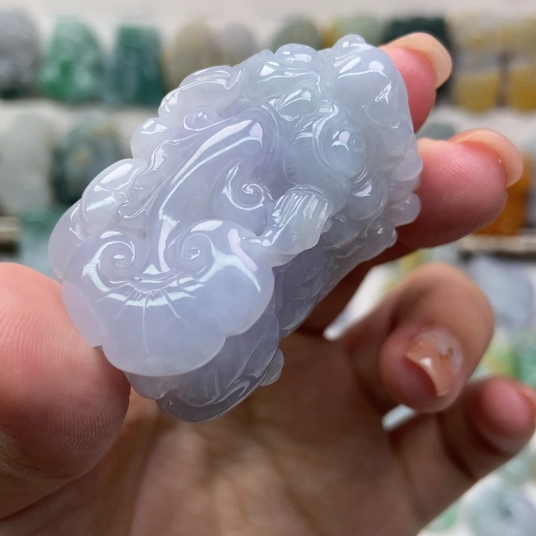 吊坠(赠链)未镶嵌翡翠口含珠