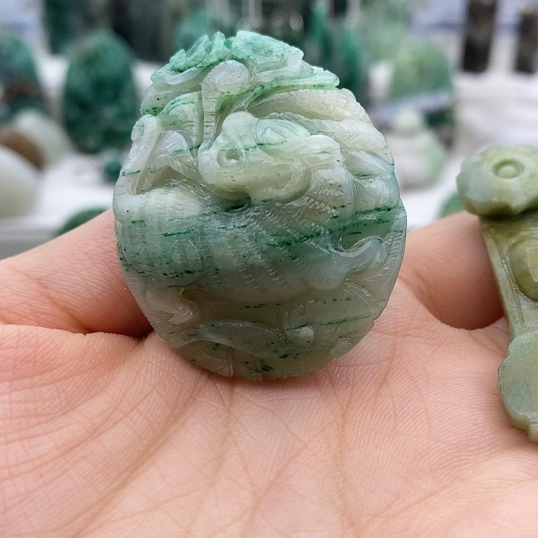 浓***力独山玉未镶嵌颈饰