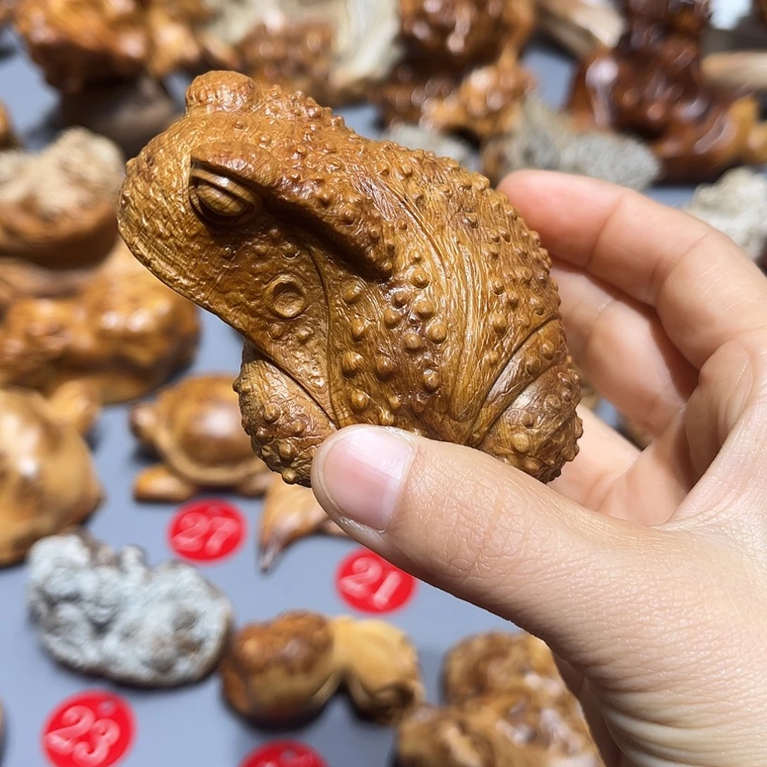 铭***流太行崖柏陈华手把玩