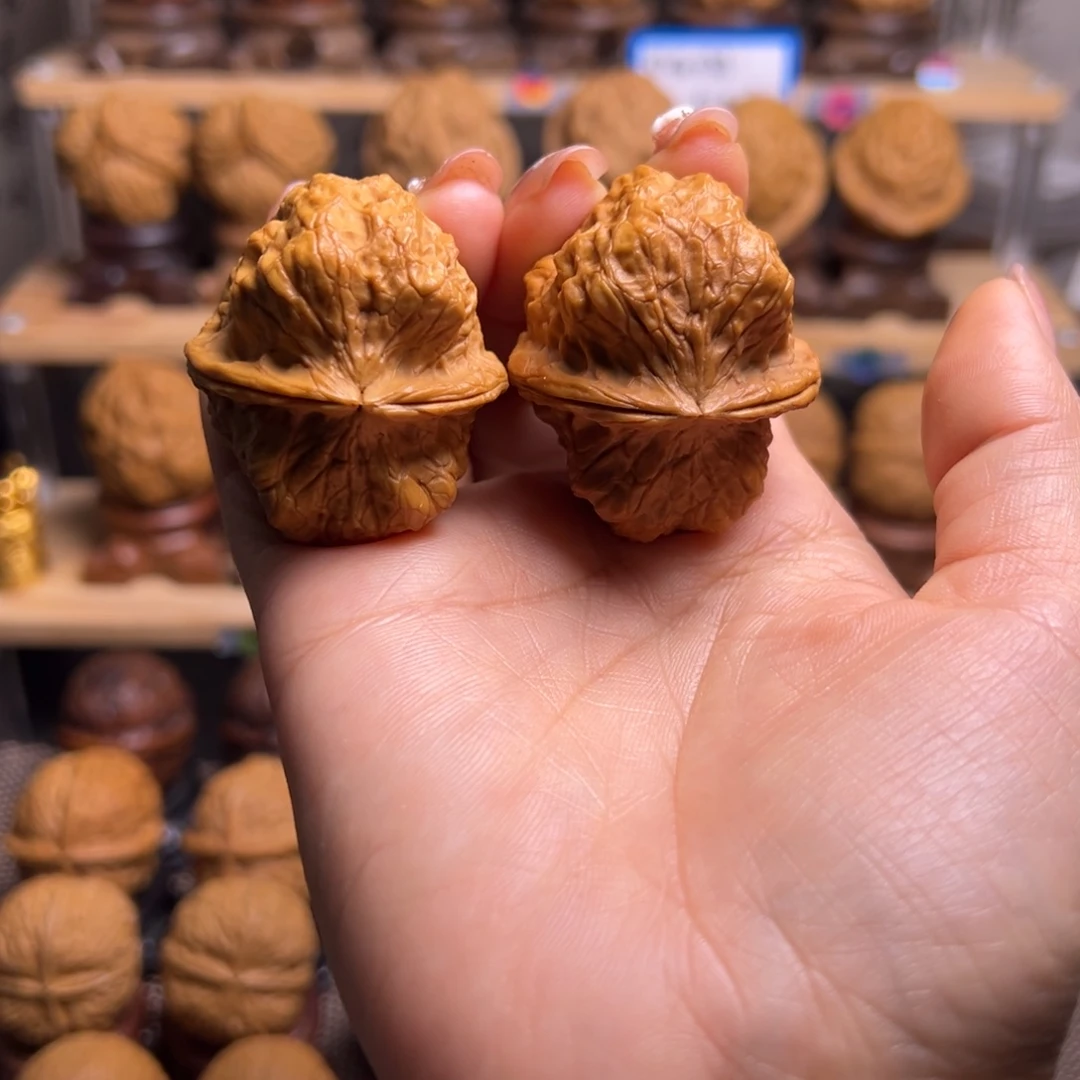 桃核把件至尊蟾王H1、