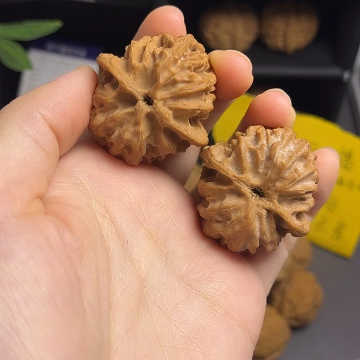 吊坠文玩核桃苹果园39 尺