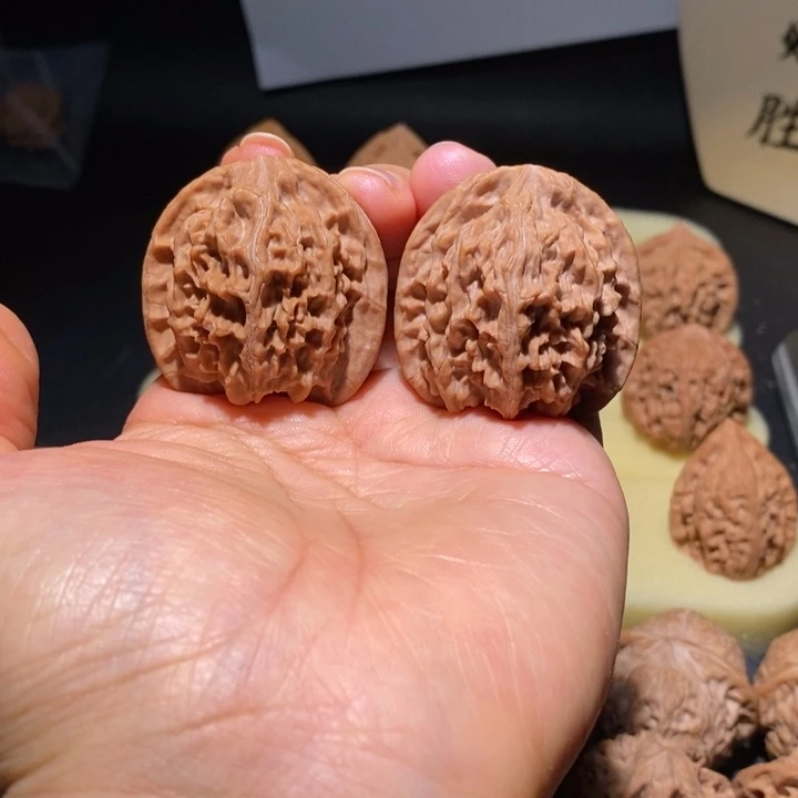 文玩核桃吊坠天地39+