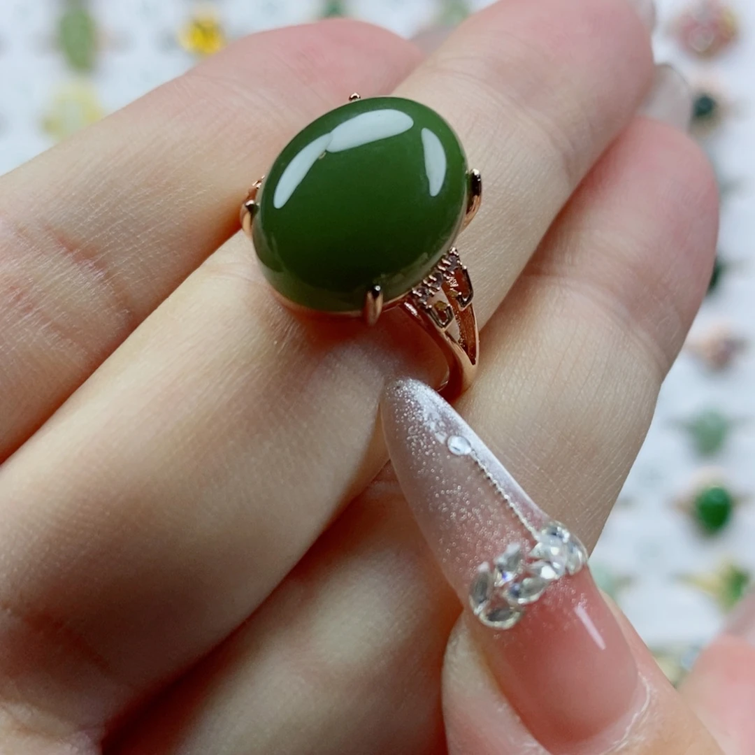 未镶嵌戒指和田玉