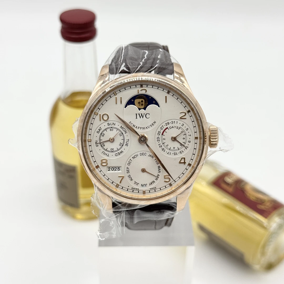 99新 IWC/万国 葡萄牙 自动机械 18k玫瑰金 44.2mm 单