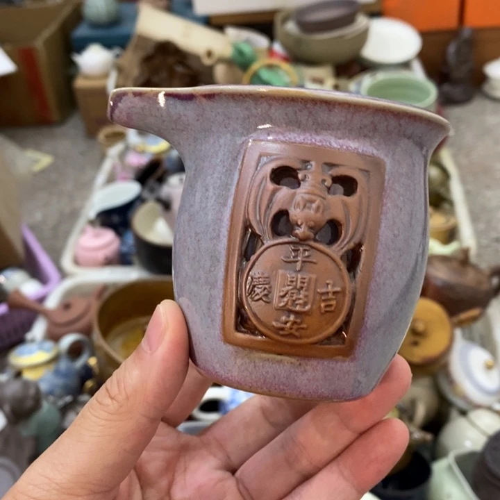 陶瓷艺术品及陶瓷壶