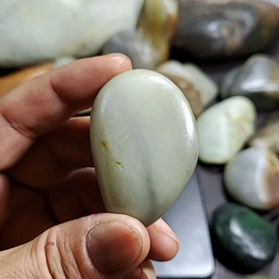 未镶嵌和田玉把件