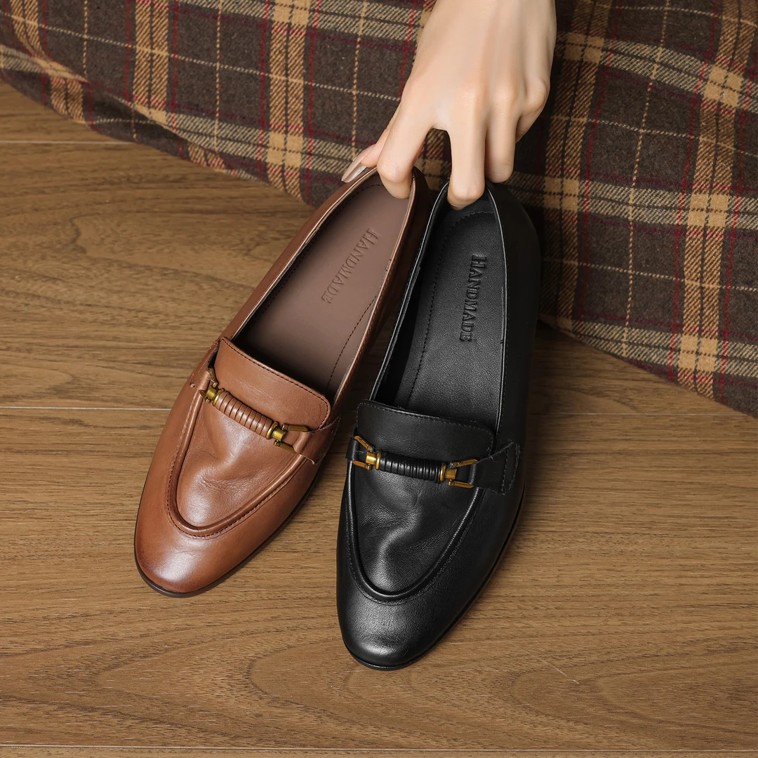 诗宝斐尔~真皮牛皮一脚蹬乐福鞋女复古小皮鞋英伦风通勤粗跟单鞋