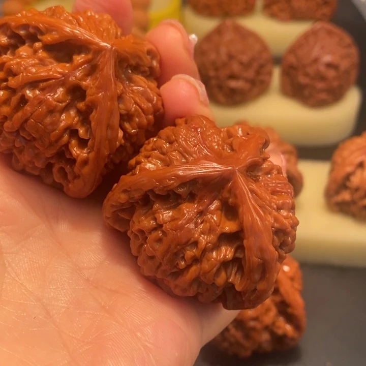 【闪购商品】核桃手串/手链吓****咪工艺