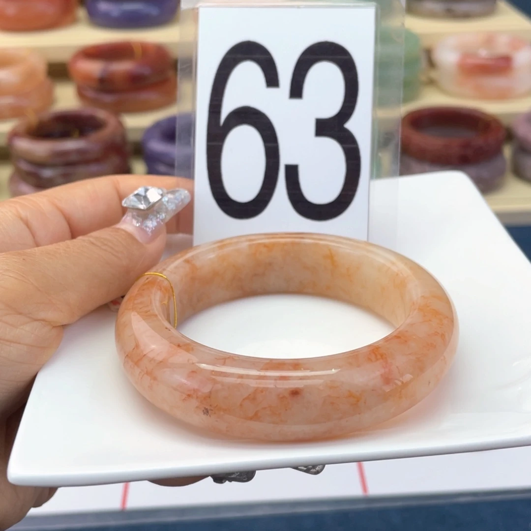 石英岩玉未镶嵌手镯