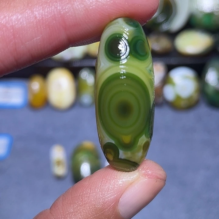 玛瑙/玉髓未镶嵌珠宝奇石