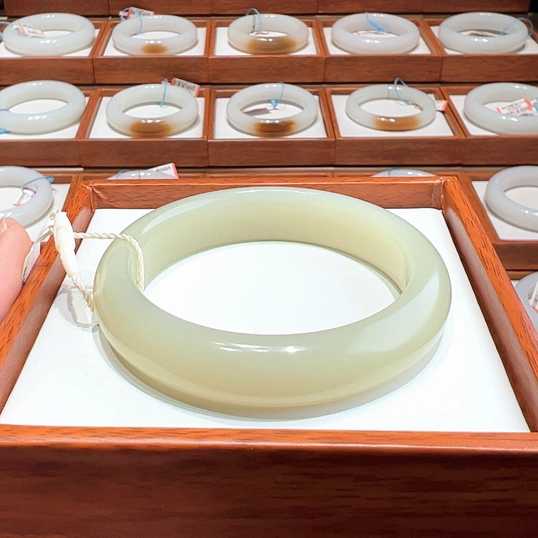 和田玉手镯5455未镶嵌