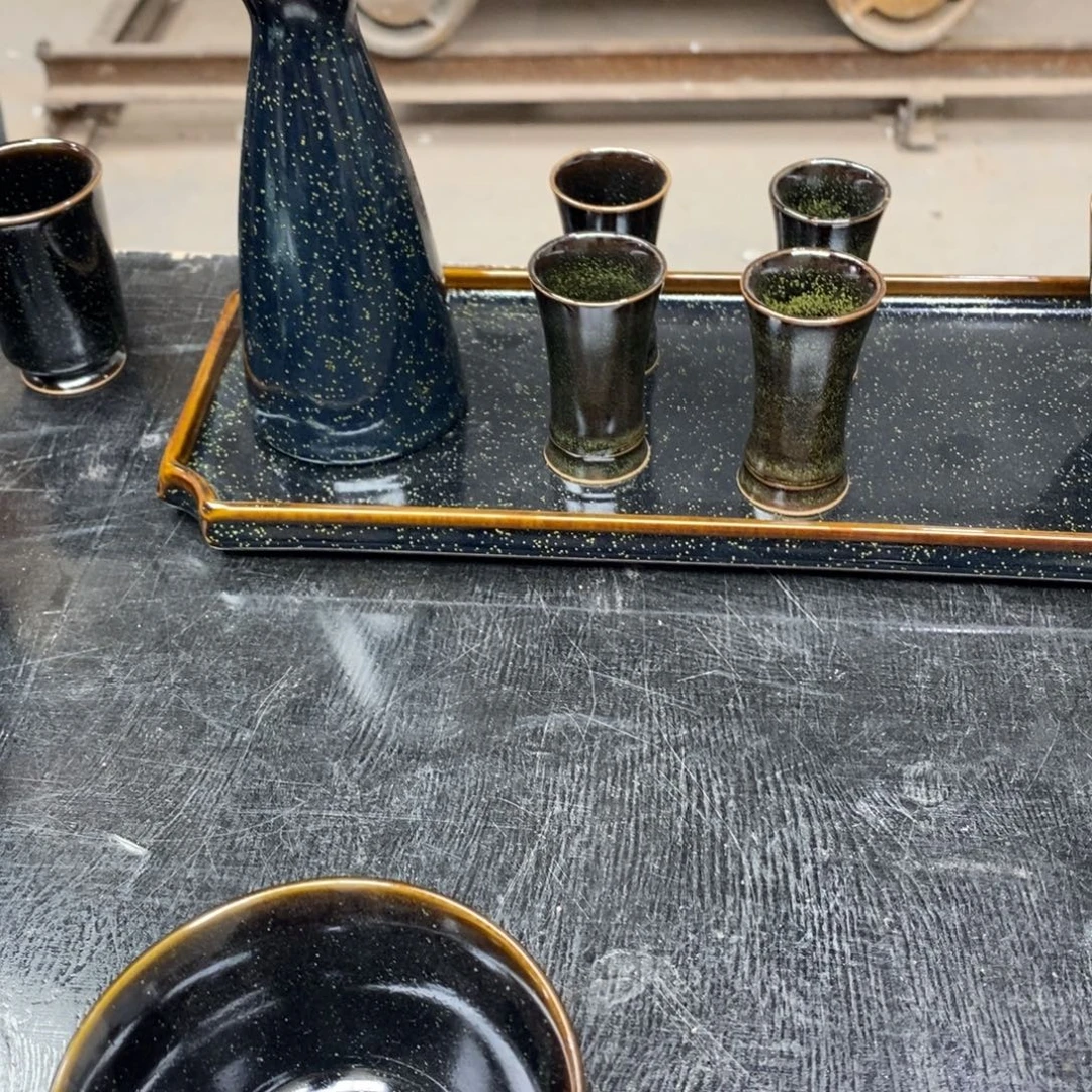 煙***客抱朴汝瓷，仿古微瑕