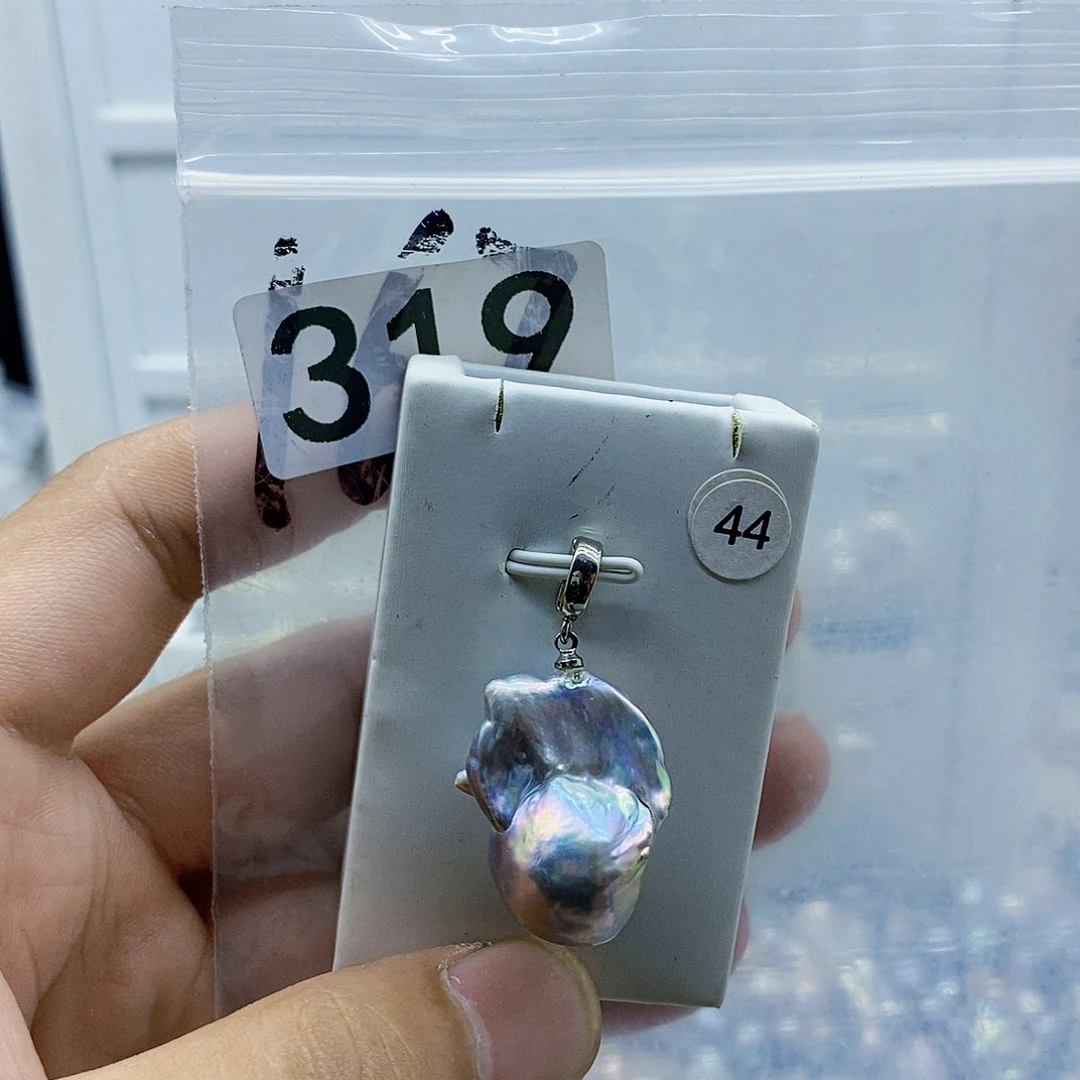 淡水珍珠合金颈饰