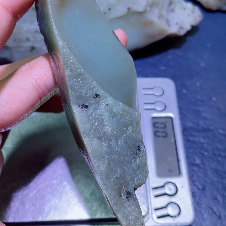 和田玉（糖玉）未镶嵌珠宝半成品