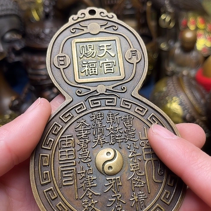 精美铜器批发档口