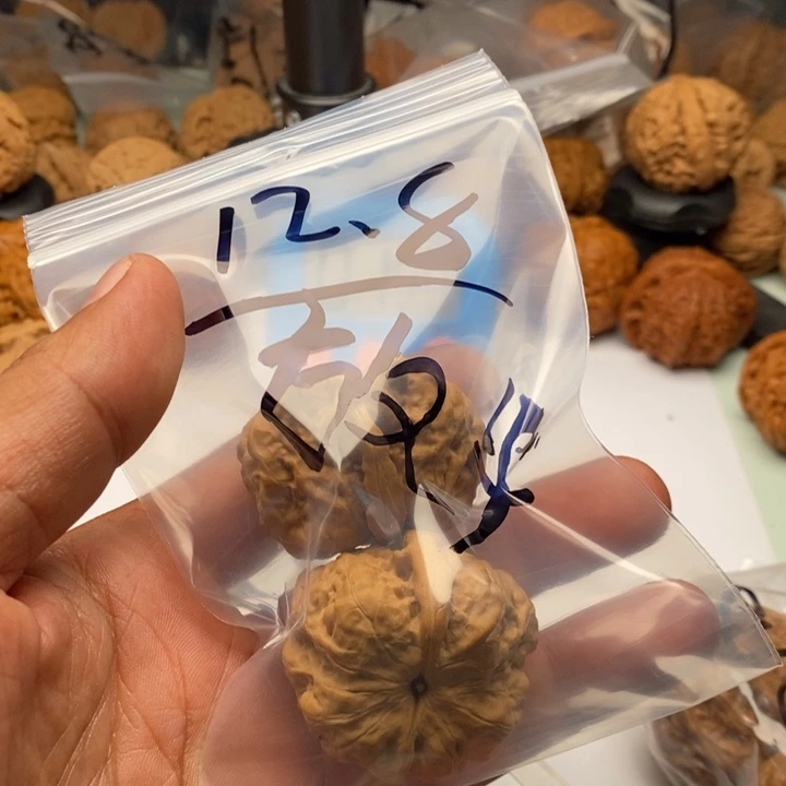 放***媒文玩核桃吊坠1111111111111