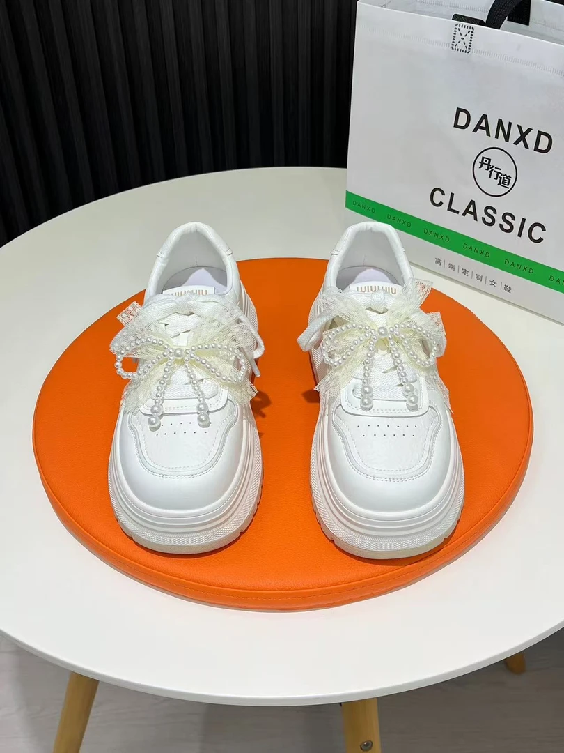 珍珠蝴蝶结甜美轻便透气网面厚底小白鞋25