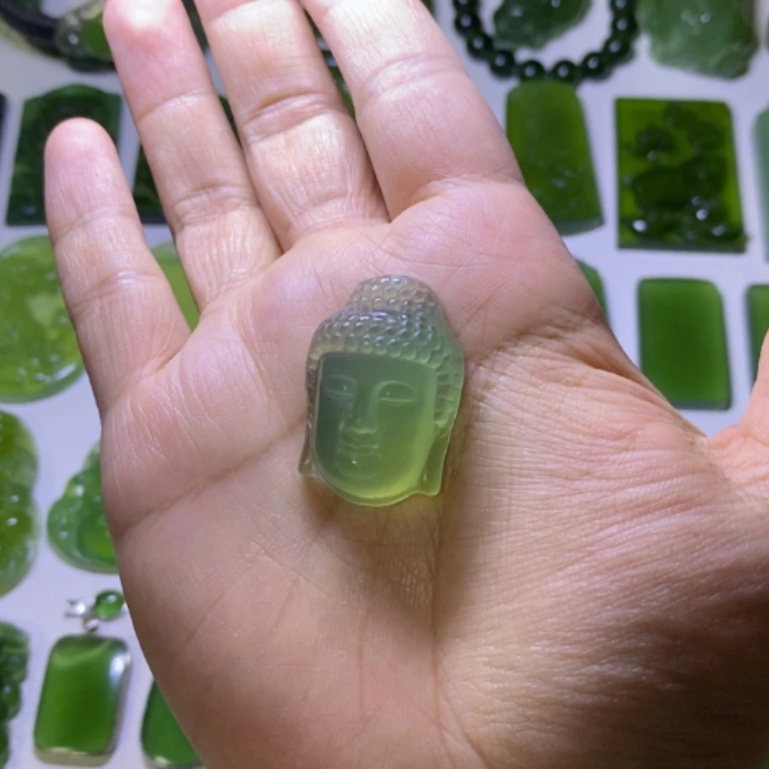 【闪购商品】未镶嵌蛇纹石玉颈饰