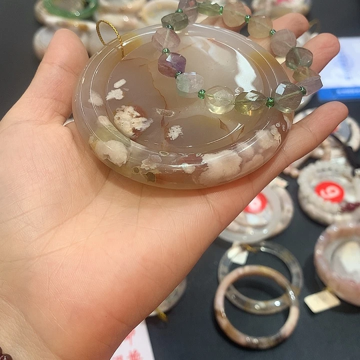 玛瑙/玉髓手镯未镶嵌003-5758拍下即认可有裂