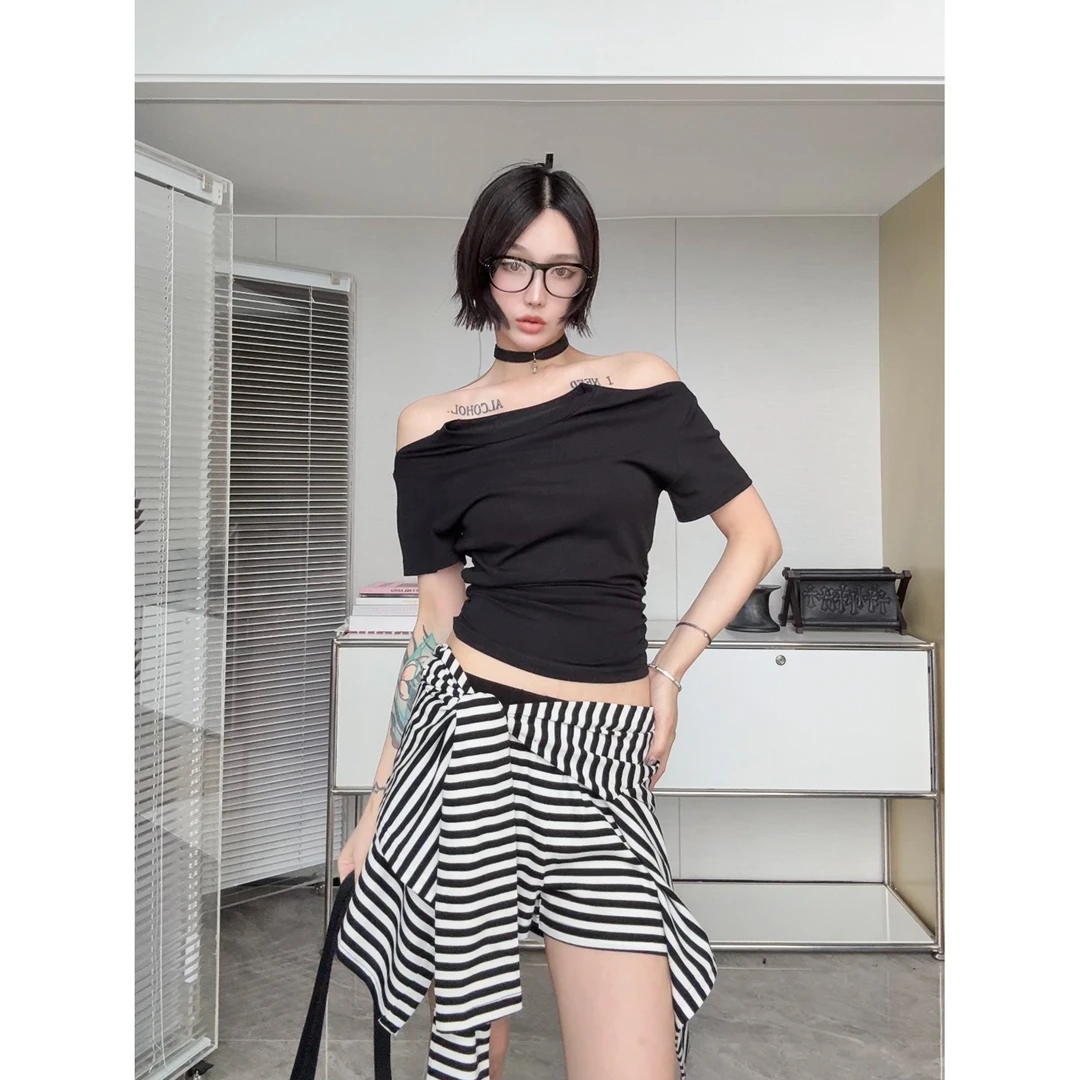 IAMCPLUS 2025假领口设计斜肩短袖