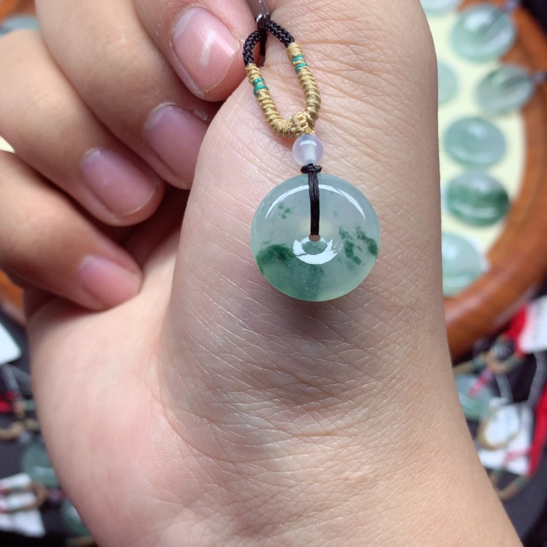 翡翠未镶嵌颈饰吊坠17/5.3mm