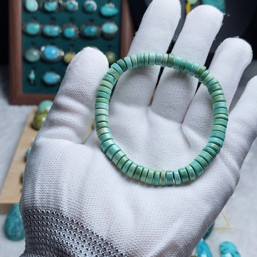 绿松石未镶嵌挂件