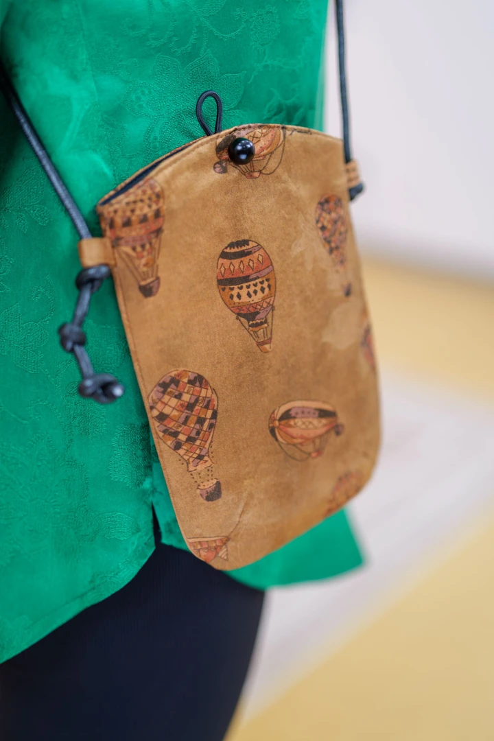 【知音悦己】香云纱手机包